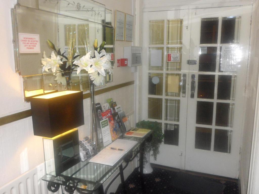 Stay At 25 Blackpool Exterior photo