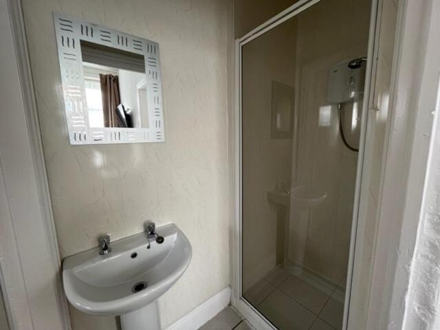 Stay At 25 Blackpool Room photo