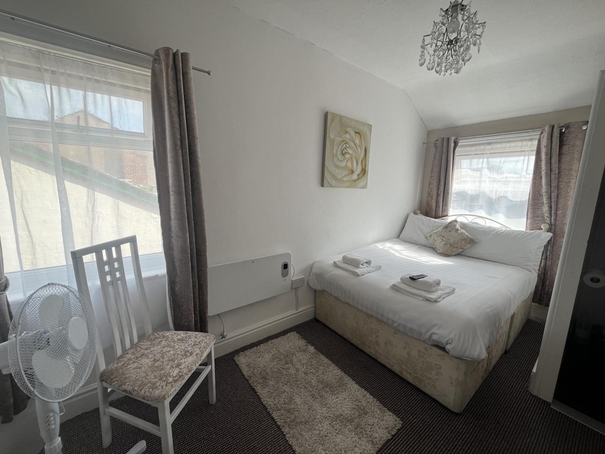 Stay At 25 Blackpool Exterior photo