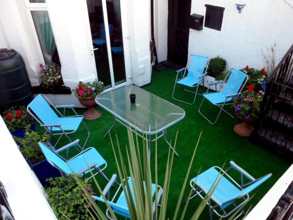 Stay At 25 Blackpool Exterior photo
